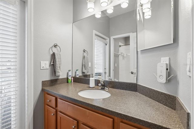 809 SEMINOLE SKY DRIVE, Ruskin, FL 33570