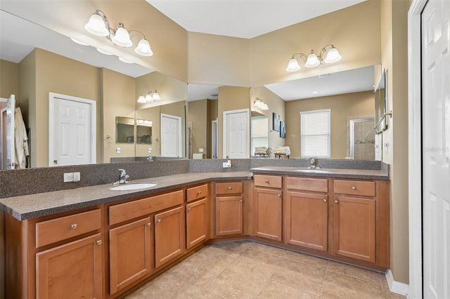 809 SEMINOLE SKY DRIVE, Ruskin, FL 33570