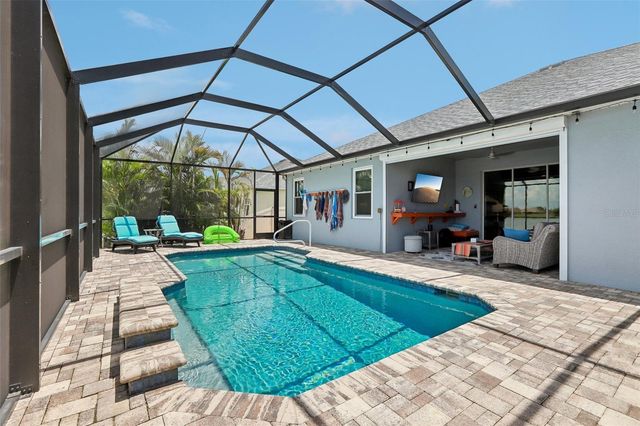 809 SEMINOLE SKY DRIVE, Ruskin, FL 33570