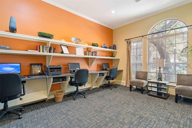 2400-135 Spring Rain Drive, Klein, TX 77379