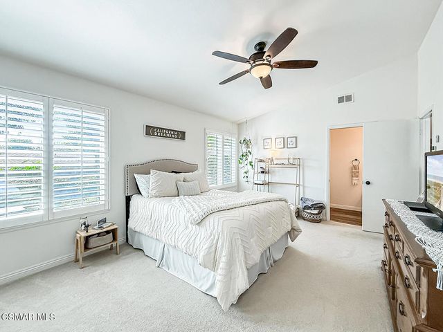 393 Larcom Street, Thousand Oaks, CA 91360