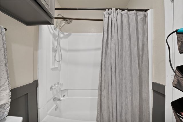 103 Willow Lake Lane, Crandall, TX 75114