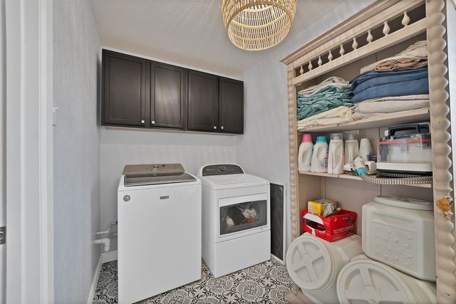 103 Willow Lake Lane, Crandall, TX 75114