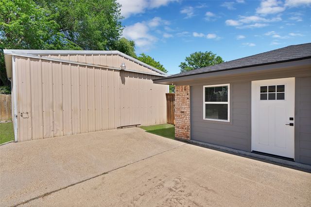 103 Willow Lake Lane, Crandall, TX 75114