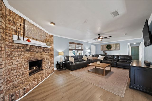 103 Willow Lake Lane, Crandall, TX 75114