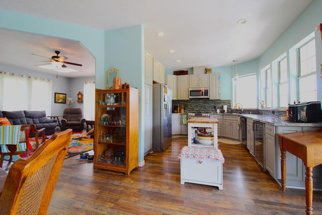 31417 Dahlem Drive, Exeter, CA 93221