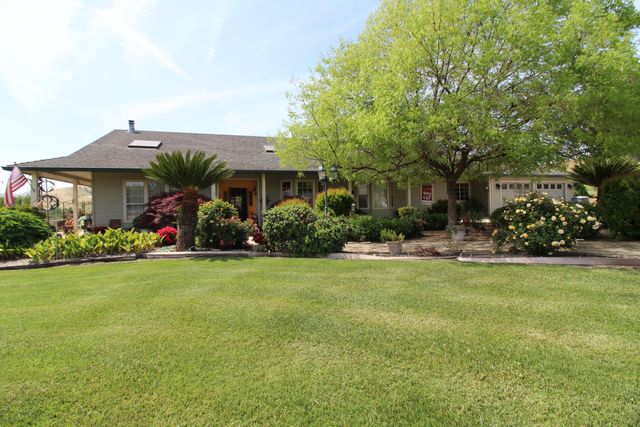 31417 Dahlem Drive, Exeter, CA 93221