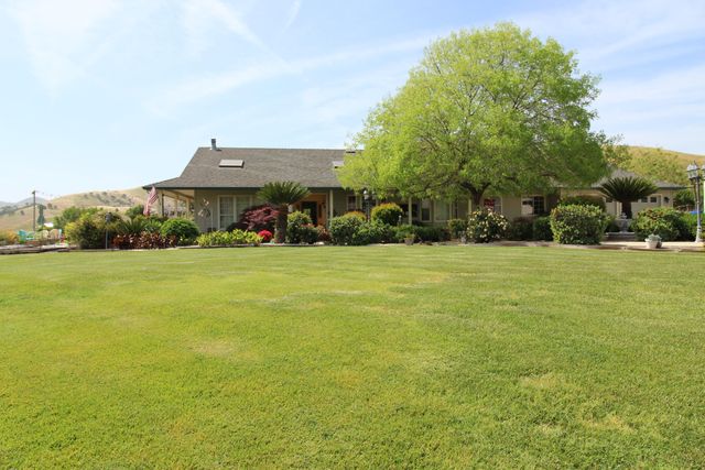 31417 Dahlem Drive, Exeter, CA 93221