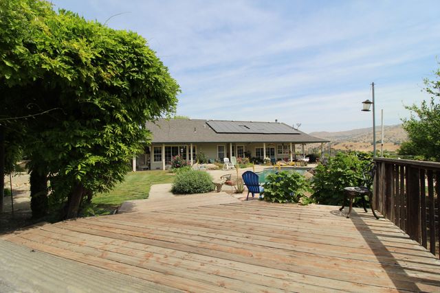 31417 Dahlem Drive, Exeter, CA 93221