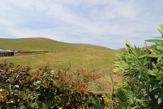 31417 Dahlem Drive, Exeter, CA 93221