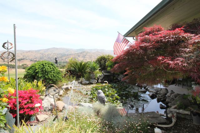 31417 Dahlem Drive, Exeter, CA 93221