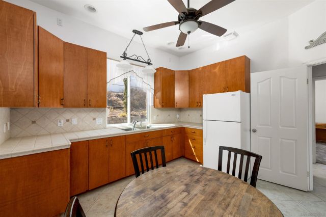 475 Canyon Rim, El Cajon, CA 92021