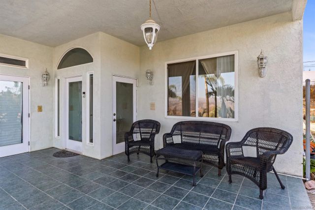 475 Canyon Rim, El Cajon, CA 92021