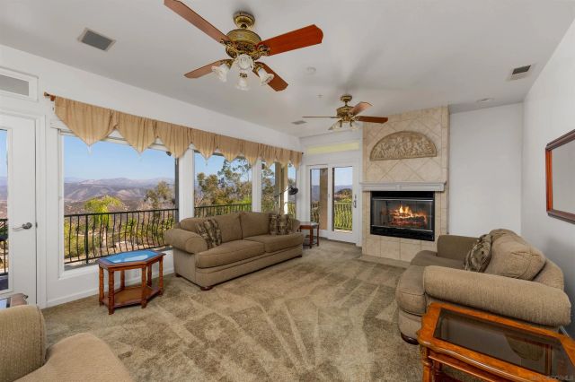475 Canyon Rim, El Cajon, CA 92021