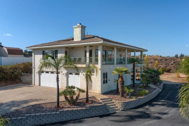 475 Canyon Rim, El Cajon, CA 92021
