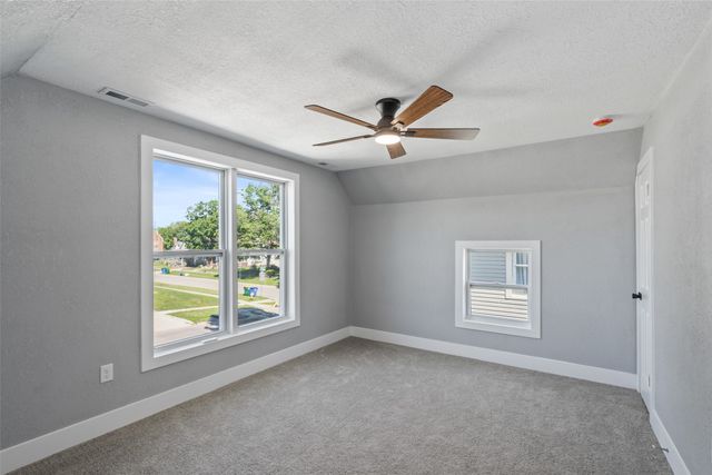510 N Howard Street, Indianola, IA 50125
