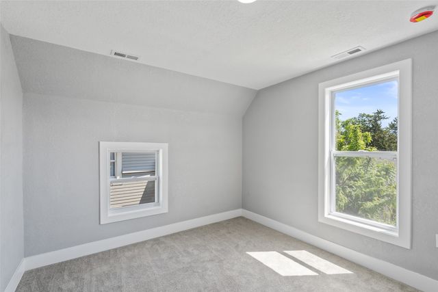 510 N Howard Street, Indianola, IA 50125