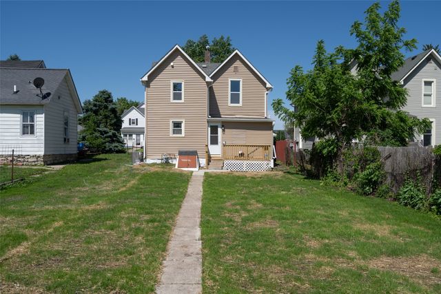 510 N Howard Street, Indianola, IA 50125
