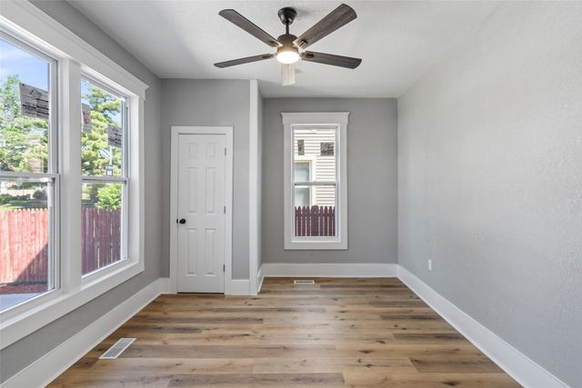510 N Howard Street, Indianola, IA 50125