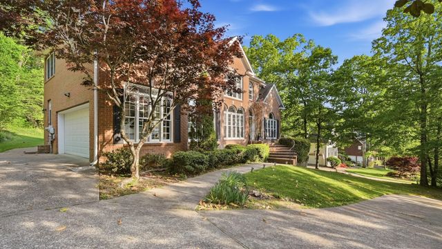 2928 Blue Teal Lane, Signal Mountain, TN 37377