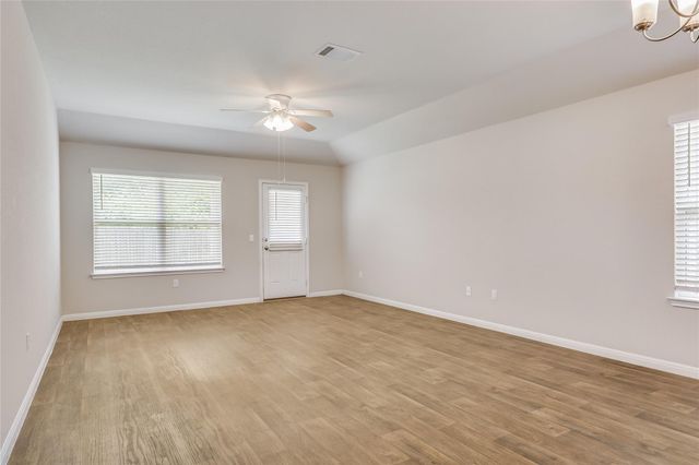 333 Blue Sage DR, Leander, TX 78641