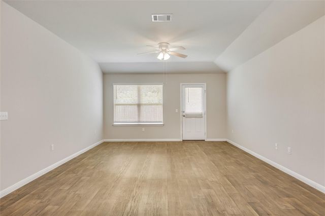 333 Blue Sage DR, Leander, TX 78641
