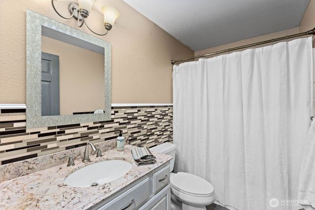 17827 Overlake Court SE, Yelm, WA 98597
