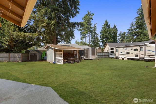 17827 Overlake Court SE, Yelm, WA 98597