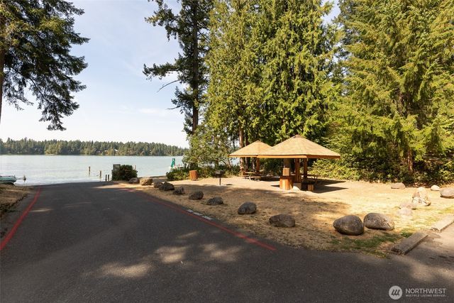 17827 Overlake Court SE, Yelm, WA 98597