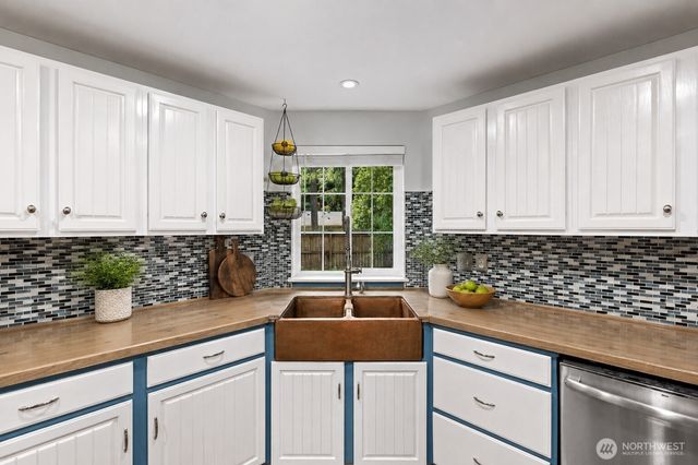 17827 Overlake Court SE, Yelm, WA 98597