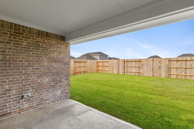 2281 N Post Oak Circle, Dayton, TX 77535