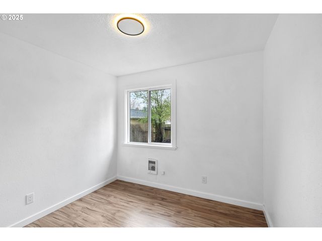 245 Sw 133RD Ave, Beaverton, OR 97005