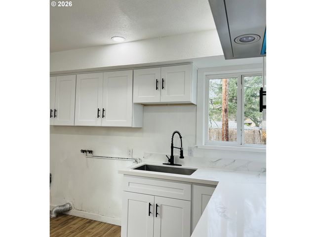 245 Sw 133RD Ave, Beaverton, OR 97005