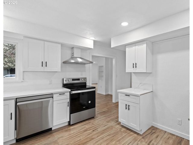 245 Sw 133RD Ave, Beaverton, OR 97005