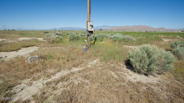 2011 W 67th Street, Rosamond, CA 93560