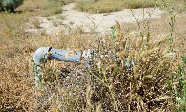 2011 W 67th Street, Rosamond, CA 93560