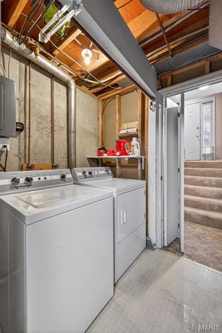 1503 Whispering Creek Drive, Ballwin, MO 63021