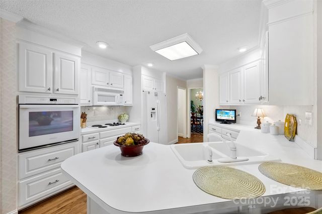 600 Queens Road, Cherryville, NC 28021