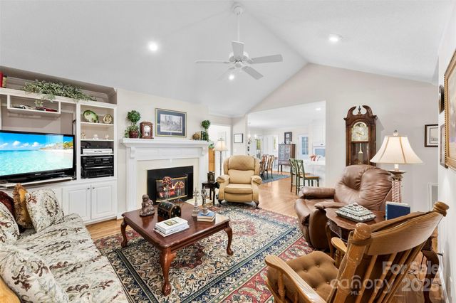 600 Queens Road, Cherryville, NC 28021