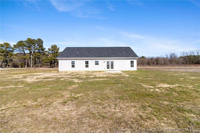 2641 NC Hwy 20 W, St Pauls, NC 28384