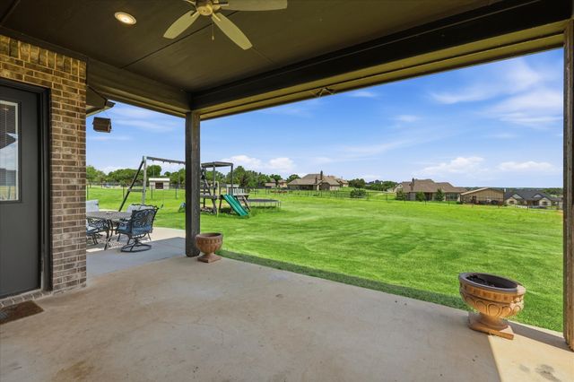 6929 Veal Station Road, Weatherford, TX 76085