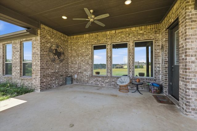 6929 Veal Station Road, Weatherford, TX 76085