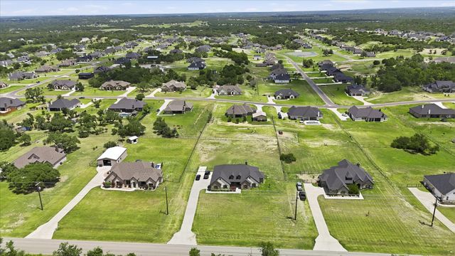 6929 Veal Station Road, Weatherford, TX 76085