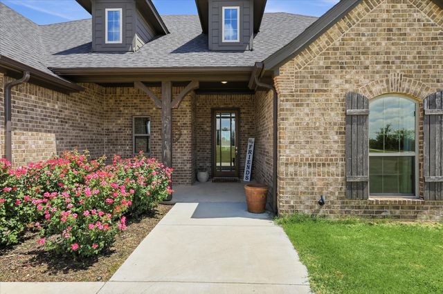 6929 Veal Station Road, Weatherford, TX 76085
