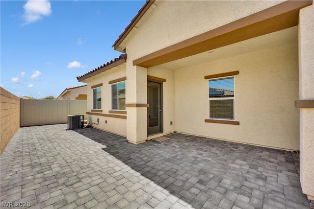 368 Canary Song Drive, Henderson, NV 89011