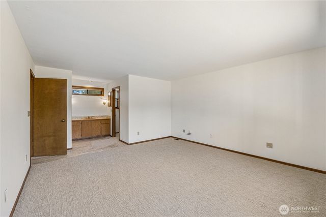 1780 N Harmon Street, Tacoma, WA 98406