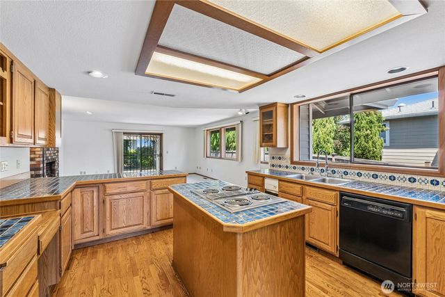 1780 N Harmon Street, Tacoma, WA 98406