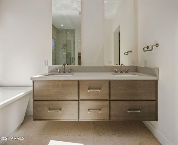 5929 N 14TH Street, Phoenix, AZ 85014