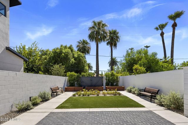 5929 N 14TH Street, Phoenix, AZ 85014