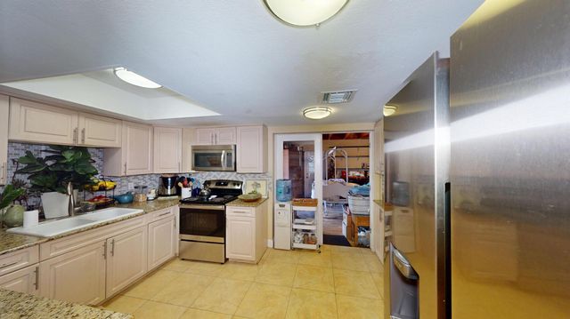 1630 40th Street, West Palm Beach, FL 33407